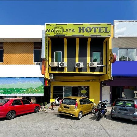 โอโย 90334 โรงแรมมอลายา บายันเลอปาส ภายนอก รูปภาพ